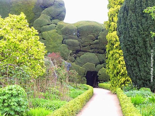  قلعة بويز و حدائقها الجميلة في ويلز Haidar1401765999896